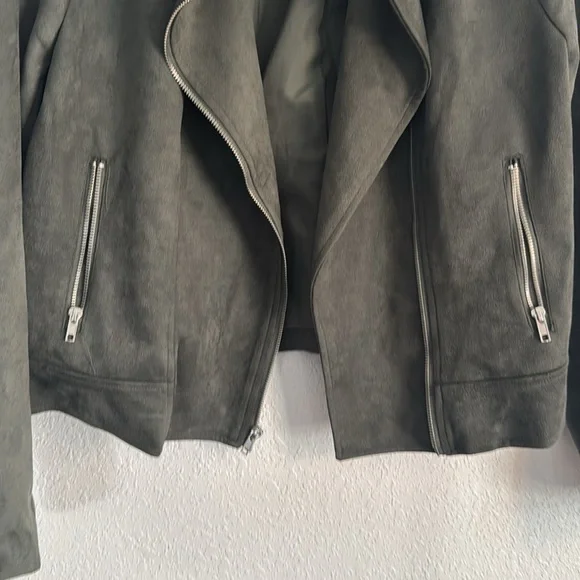 BB Dakota Green Faux Suede Leather Moto Jacket Asymmetrical Design - Picture 5 of 6